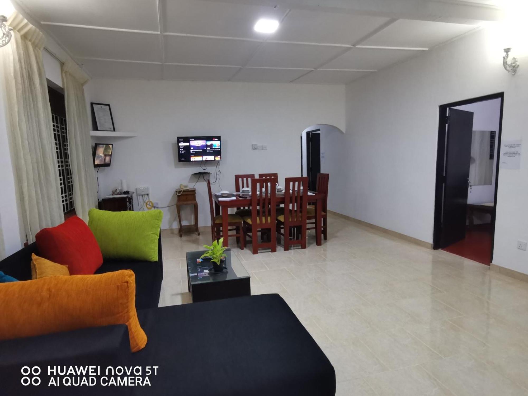 Bee Cottage Негомбо Екстер'єр фото